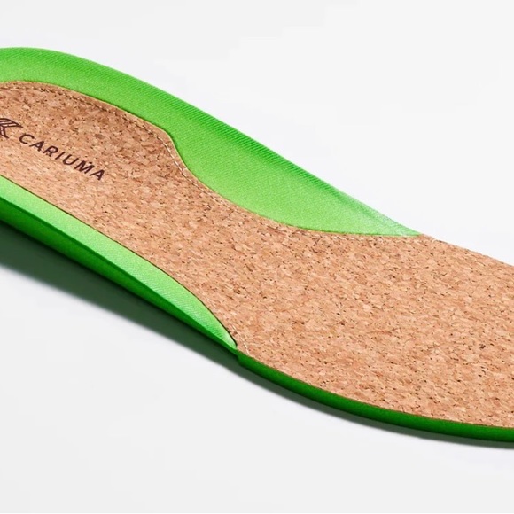 COPY - NWT Cariuma navy blue shoes. Size 7 - Picture 3 of 9